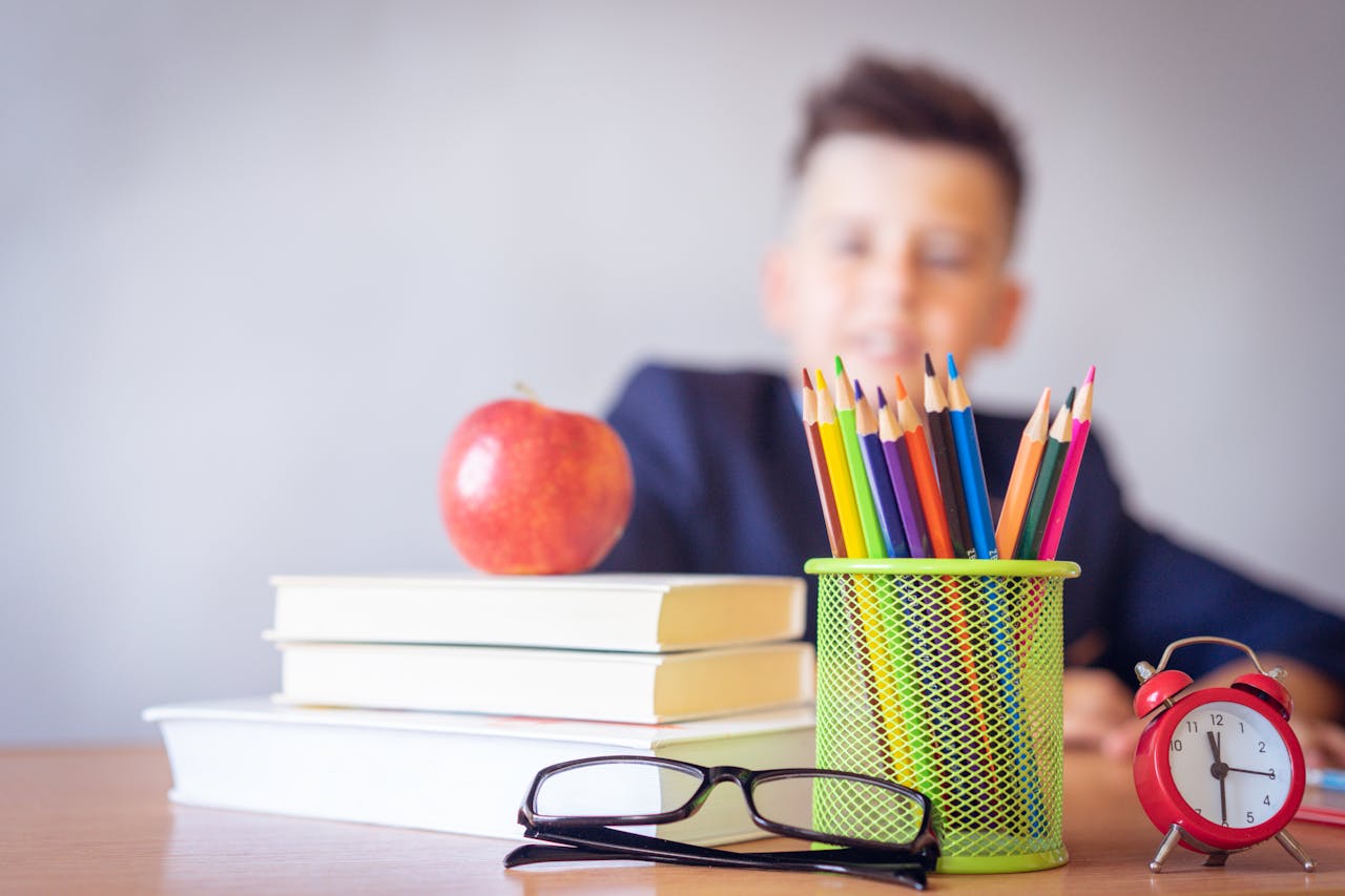 Akcesoria szkolne jako gadżety reklamowe - jak wspierać edukację i promocję jednocześnie?