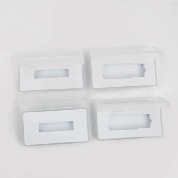 Pudełko na pendrive plastikowe