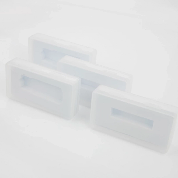 Pudełko na pendrive plastikowe