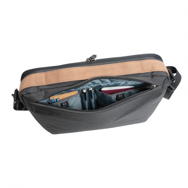Torba na laptopa 15.6' Impact AWARE™ rPET
