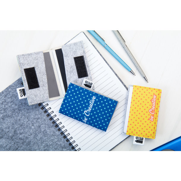 CreaFelt Card Plus - personalizowane etui na karty /wizytówki