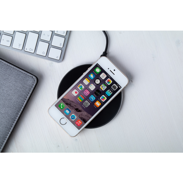 Brizem - ładowarka indukcyjna