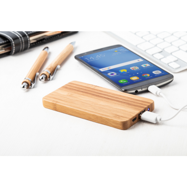 Bamboost - power bank