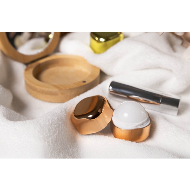 Cuboris Shine - balsam do ust / pomadka