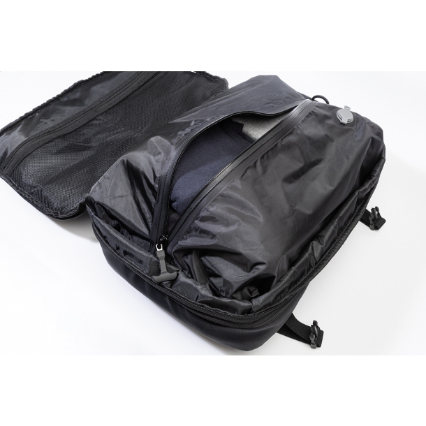 AeroBack - próżniowy plecak kompresyjny